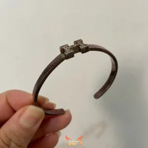 Vòng tay bạc 925 bị xỉn màu đen