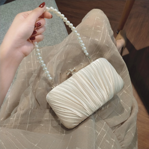 Phân loại Tote, Clutch, Satchel, Crossbody - Túi Clutch