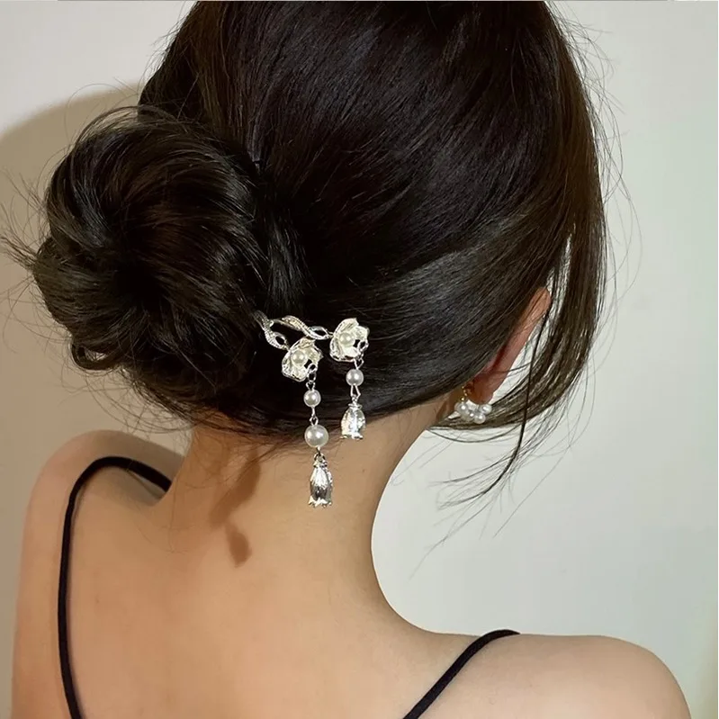 Trâm cài tóc đính ngọc và pha lê sang trọng, phụ kiện làm đẹp dành cho mái tóc búi.